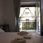 P R A T I Cozy Urban Escape