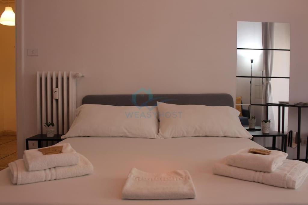 Apartment P R A T I Cozy Urban Escape Rom